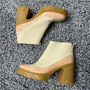 SOREL Waterproof Brex Peach Chalk Heeled Chelsea Leather Zip Booties
